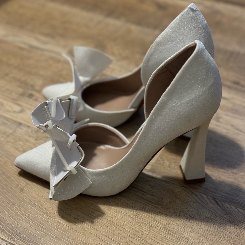Betsey Johnson heels size 6 - Picture 3 of 7
